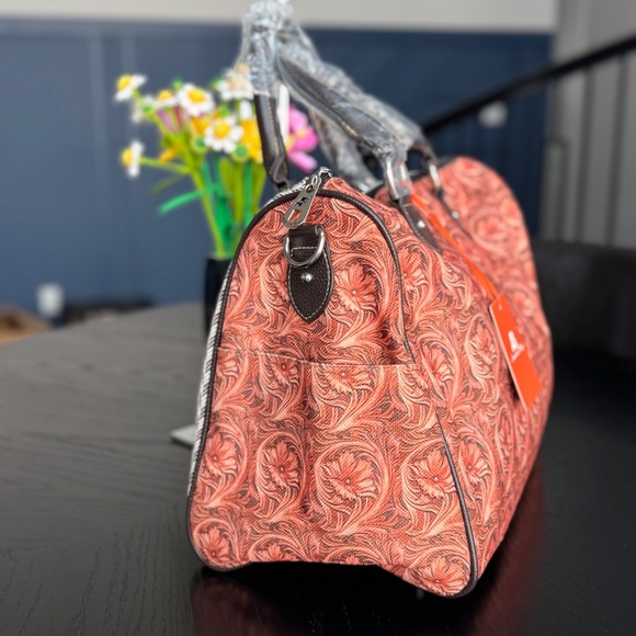 American Bling by Montana West Weekender Bag NWT - Picture 3 of 6